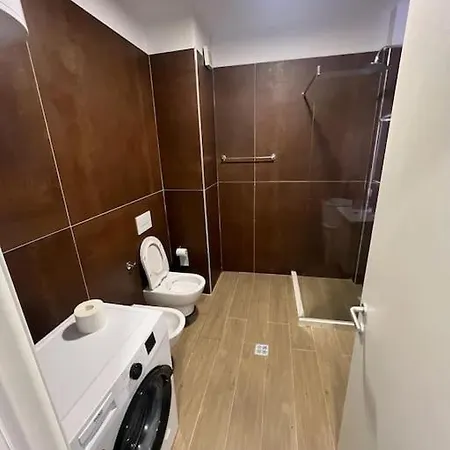 5th Floor Sea View, Qerret Daire